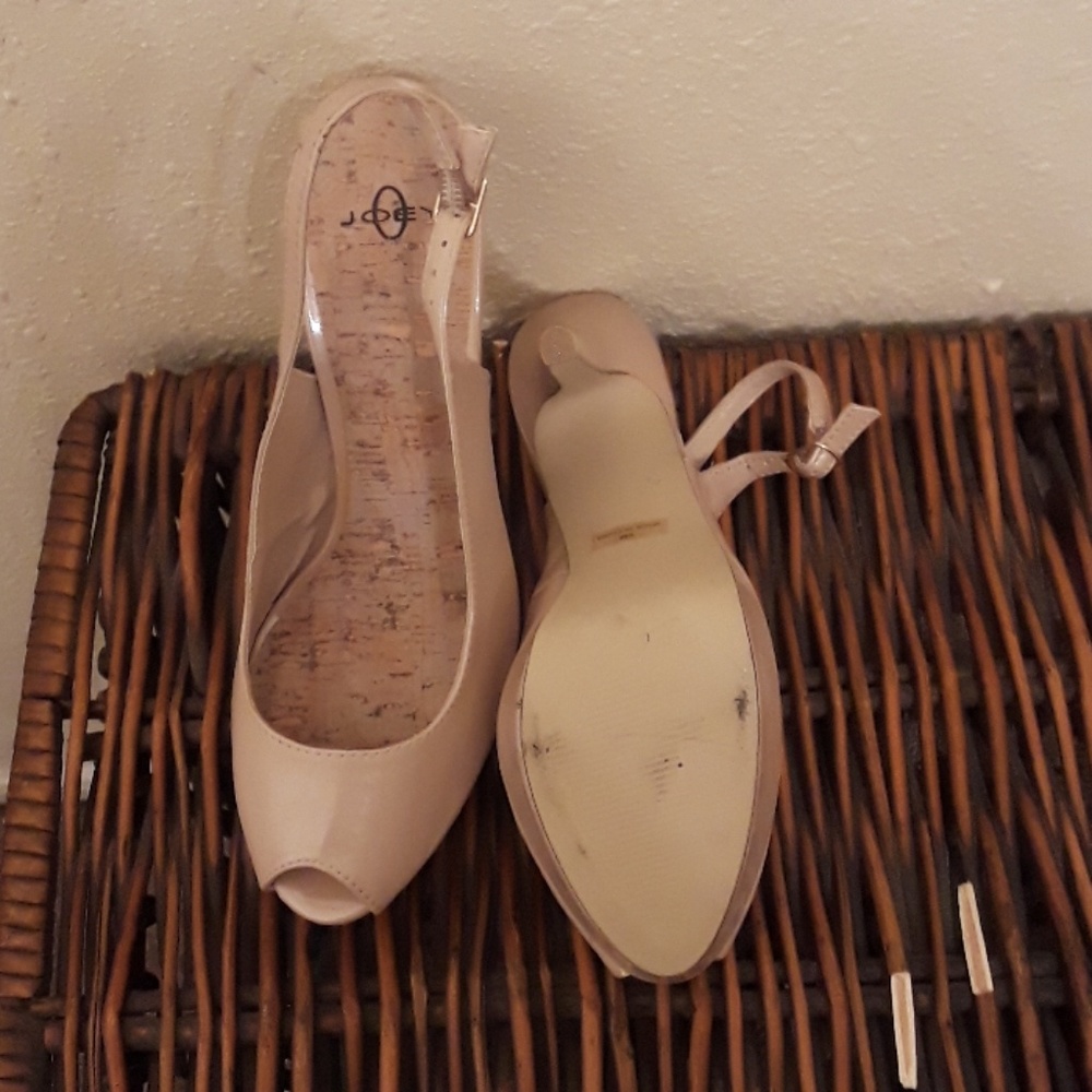 Shoes - Picture 3 of 3